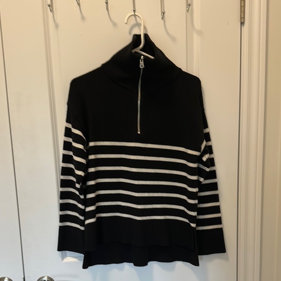 Ricki's Sweaters - Black and White Striped Women's Sweater-Size Medium